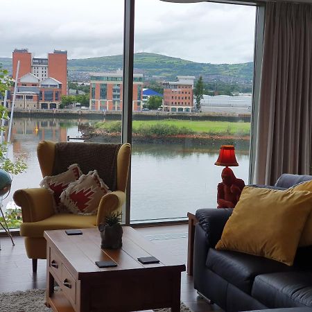 Luxury Apartment Marina Views At Titanic Quarter Belfast Zewnętrze zdjęcie