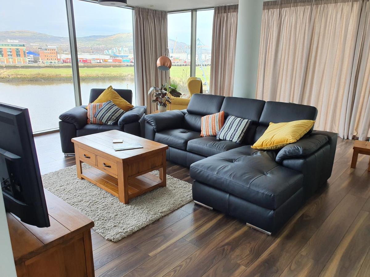 Luxury Apartment Marina Views At Titanic Quarter Belfast Zewnętrze zdjęcie