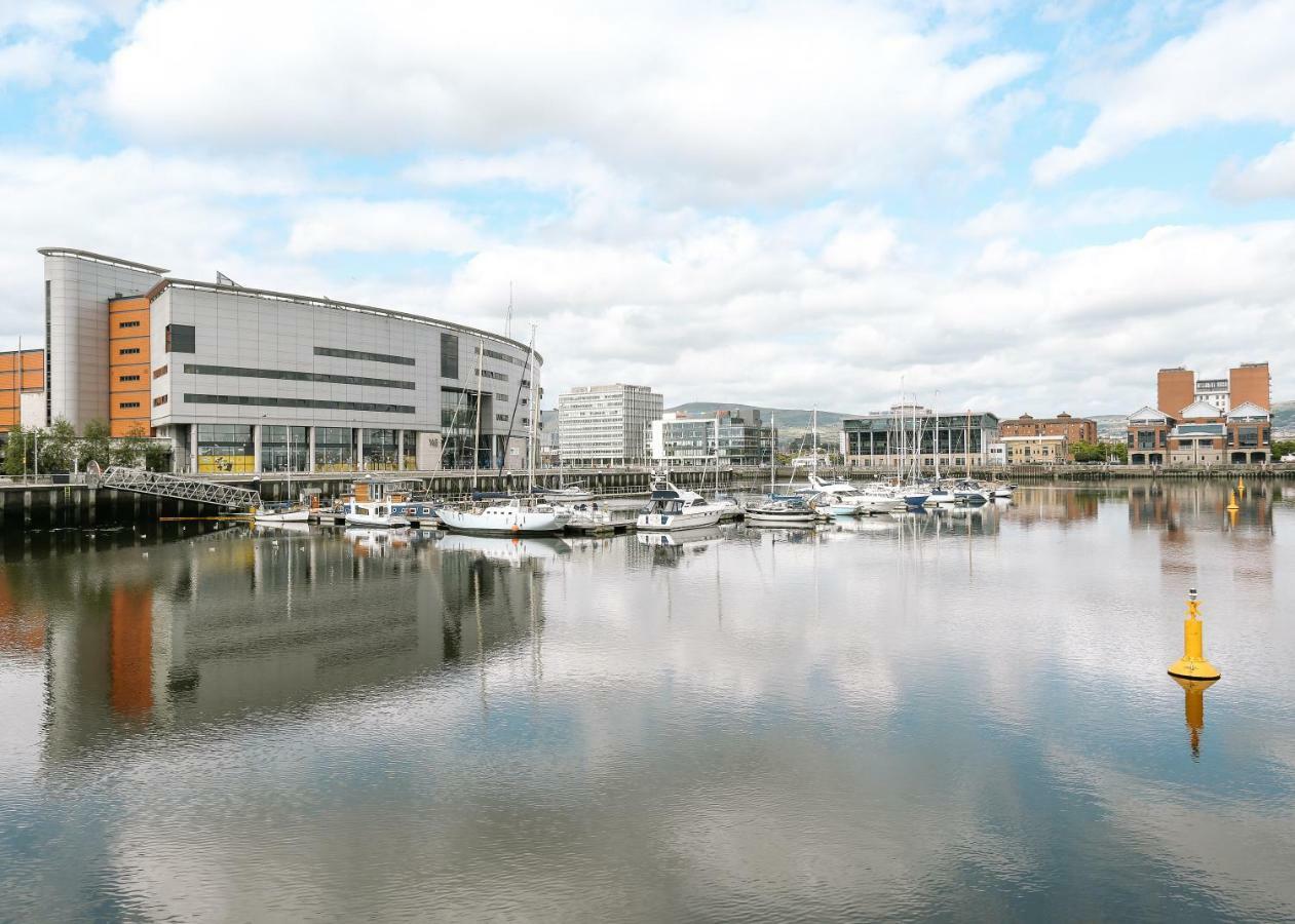 Luxury Apartment Marina Views At Titanic Quarter Belfast Zewnętrze zdjęcie